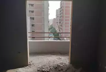 Apartments For sale - 3 rooms - floor 6