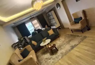 Apartments For sale - 2 rooms - floor 7