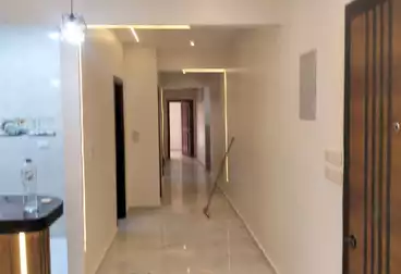 شقق للبيع - 3 غرف - بالدور 3