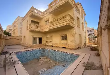 فلل للبيع - 12 غرف