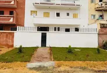 House / Home For sale - 3 rooms