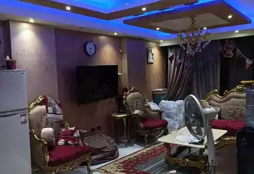 Apartments For sale - 2 rooms - floor 5