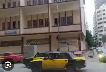 شقق للإيجار - 1 غرف - بالدور 0