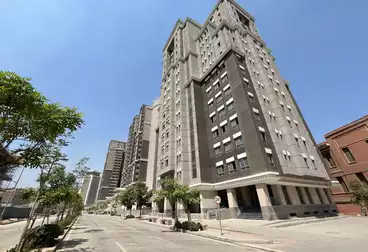 صيدليات للبيع