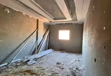 Apartments For sale - 3 rooms - floor 5
