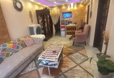 Apartments For sale - 2 rooms - floor 8