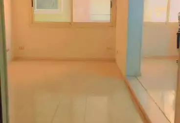 undefined undefined - 2 rooms - floor 6