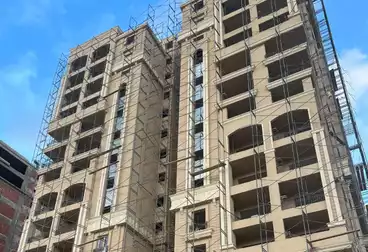 Apartments For sale - 4 rooms - floor 4