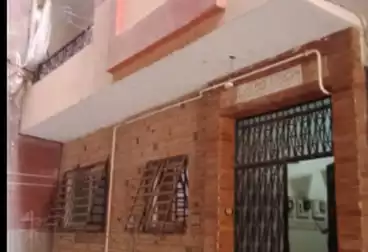 House / Home For sale - 3 rooms