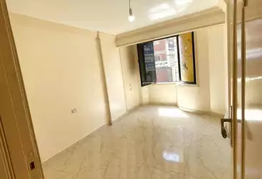 Apartments For sale - 2 rooms - floor 6