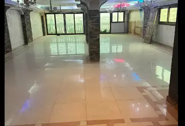 Apartments For sale - 6 rooms - floor 1