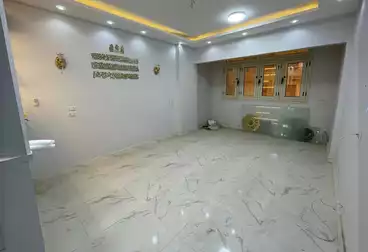 Apartments For sale - 2 rooms - floor 1