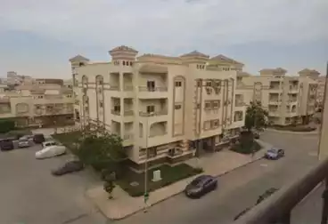Apartments For sale - 3 rooms - floor 1