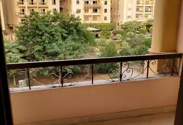 Apartments For sale - 3 rooms - floor 2
