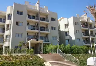 Apartment with Garden For sale - 3 rooms - floor 0