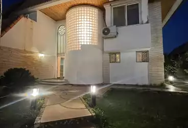 فيلا منفصلة للبيع - 4 غرف