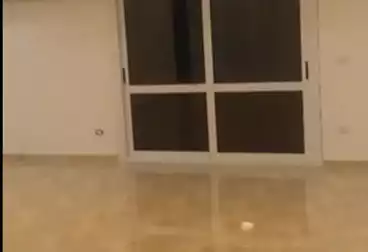 شقق للإيجار - 3 غرف - بالدور 1