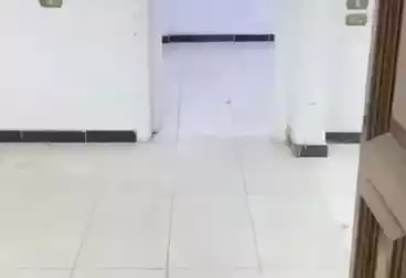 Apartments For sale - 3 rooms - floor 1