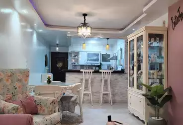 Apartments For sale - 3 rooms - floor 4