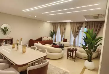 Furnished Apartment For sale - 2 rooms - floor 1
