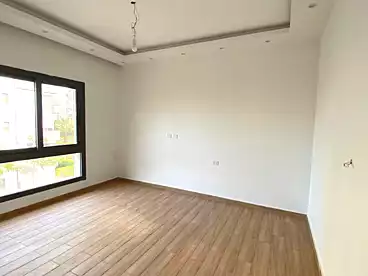 شقق للإيجار - 3 غرف - بالدور 2