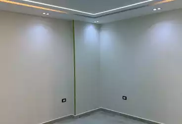 شقق للبيع - 3 غرف - بالدور 10