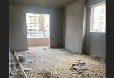 Apartments For sale - 3 rooms - floor 9
