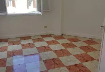 undefined undefined - 2 rooms - floor 5