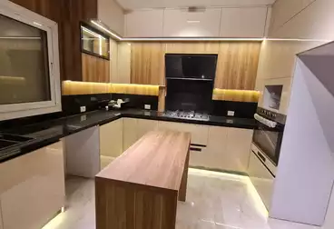 تاون هاوس للإيجار - 5 غرف