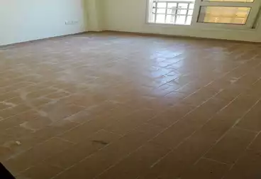 Apartments For sale - 2 rooms - floor 5