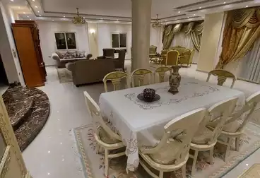 Apartments For sale - 3 rooms - floor 1