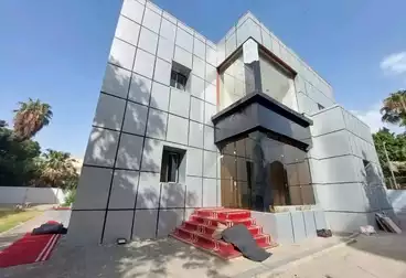 Villas For rent - 12 rooms