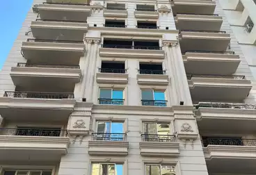 Apartments For sale - 3 rooms - floor 2