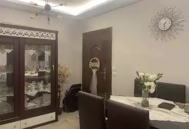 شقق للبيع - 2 غرف - بالدور 5