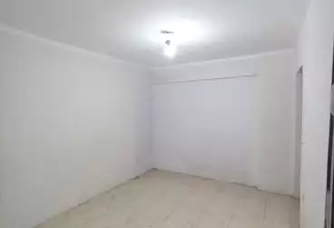Apartments For rent - 3 rooms - floor 9