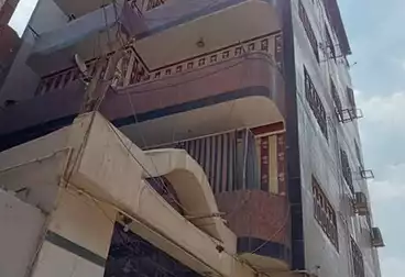 Building For sale - 3 rooms