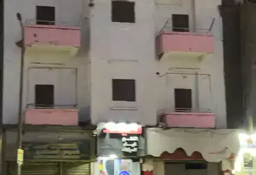 House / Home For sale - 6 rooms