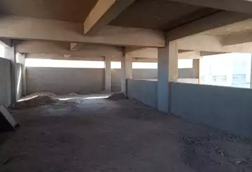 مصنع للبيع