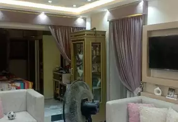 شقق للإيجار - 2 غرف - بالدور 0