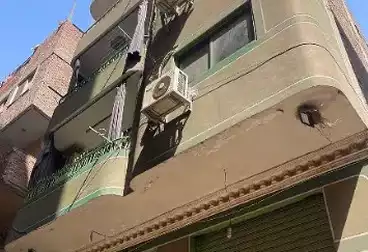 Building For sale - 9 rooms