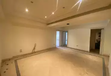 دوبلكس إداري للإيجار - 6 غرف - بالدور 1