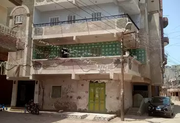 Building For sale - 3 rooms