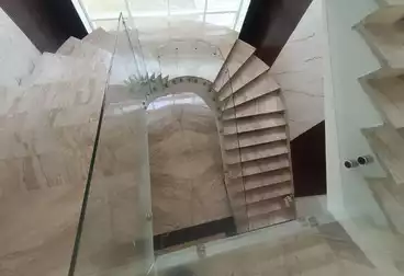 فلل للإيجار - 4 غرف
