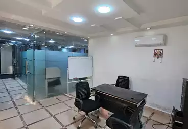 Administrative For rent - 5 rooms - floor 5