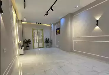 Apartments For sale - 3 rooms - floor 1