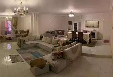 شقق للبيع - 3 غرف - بالدور 8