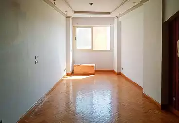 Apartments For sale - 2 rooms - floor 7