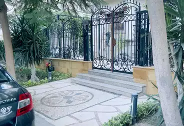 Villas For sale - 4 rooms