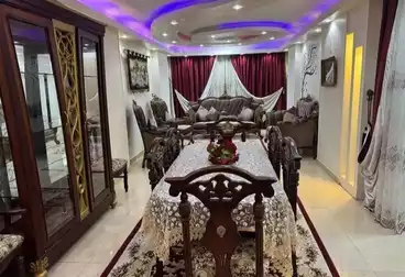 Furnished Apartment For sale - 3 rooms - floor 5