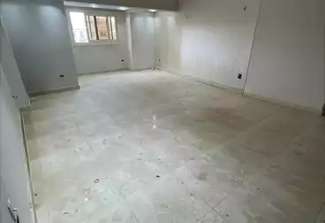 Apartments For rent - 3 rooms - floor 4